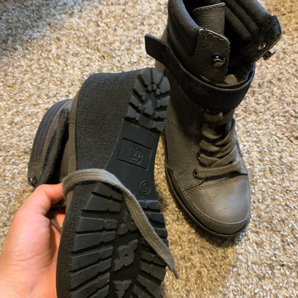 Women shoes